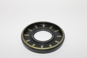 Genie Lift Part # 27067GT - SEAL,SHAFT-SUNDSTRAND, EA