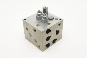 Genie Lift Part # 48539GT - MANIFOLD,CHASSIS JACK, EA
