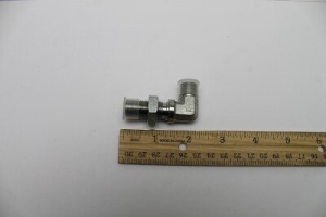Genie Lift Part # 61079GT - ELBOW,90D,BULKHEAD,520701-4, EA