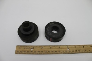 Genie Lift Part # 740925GT - ISOLATOR, ENGINER, 30 DUR, 2.5 DIA, EA