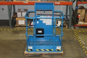 Genie Lift Part # 74381GT - PLAT.ASSY.W/DECAL4'Z30/34,CE**, EA