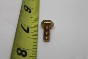 Genie Lift Part # 8914GT - SCREW, HHC, 1/4-20 X .625, EA
