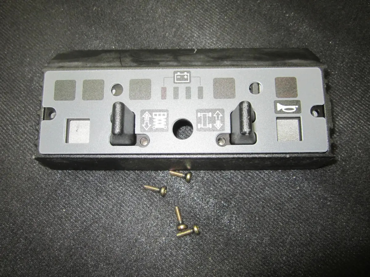 JLG Part # 1001091393 | KIT,UPPER PCB, EA