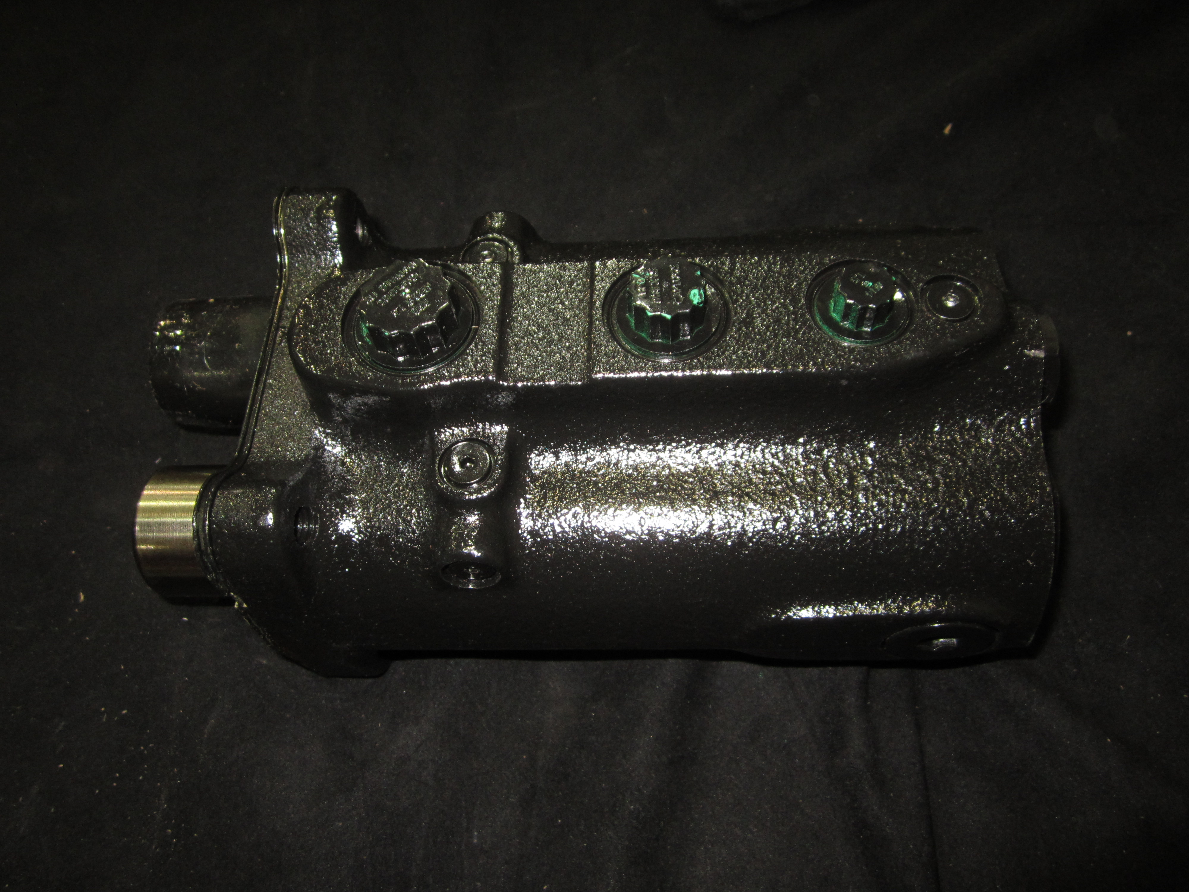 JLG Part # 1001109404S | VALVE,BRAKE, EA