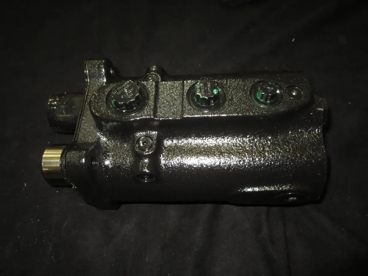 JLG Part # 1001109404S | VALVE,BRAKE, EA
