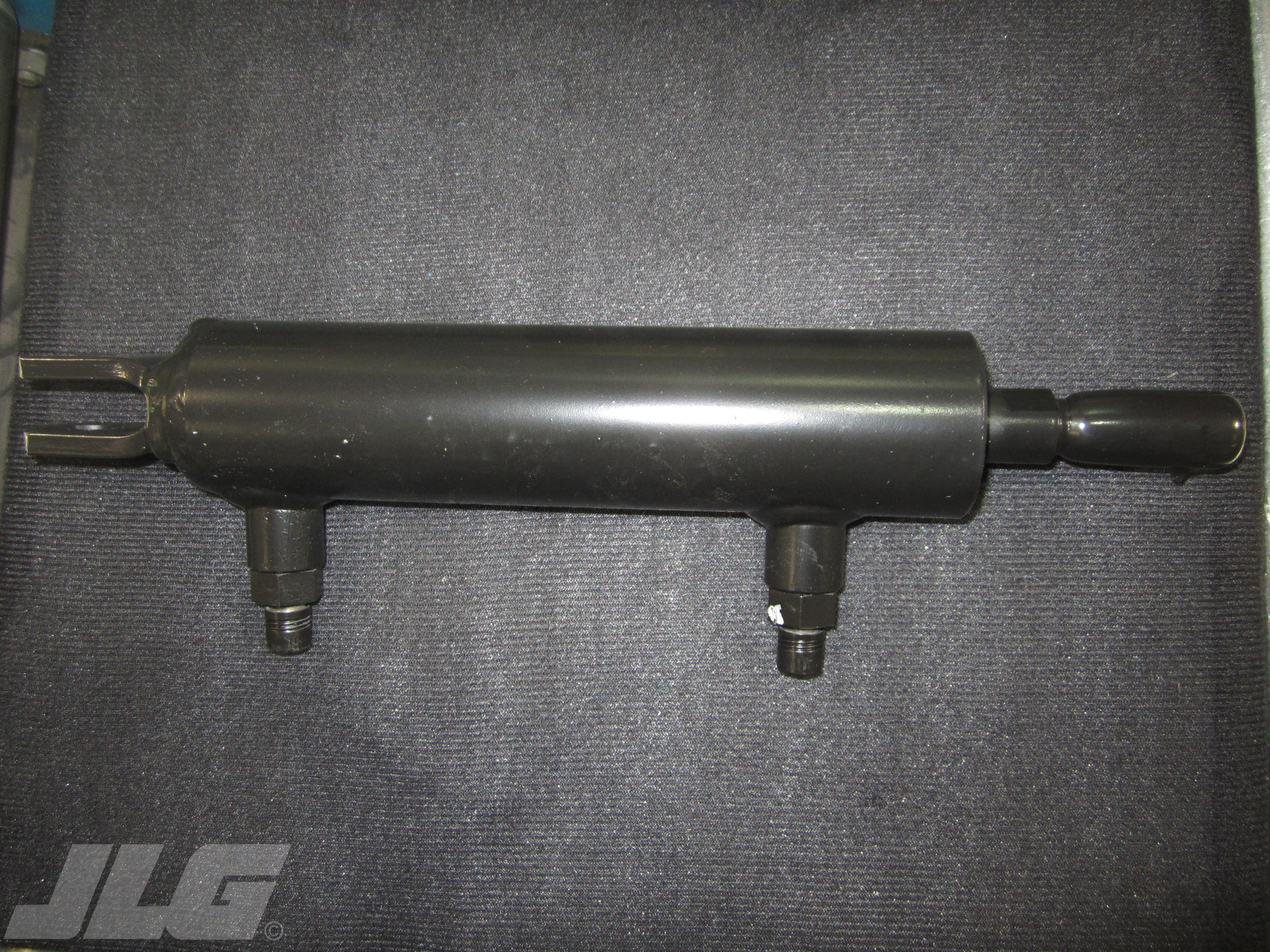 JLG Part # 1684224 - CYL,STEER, EA