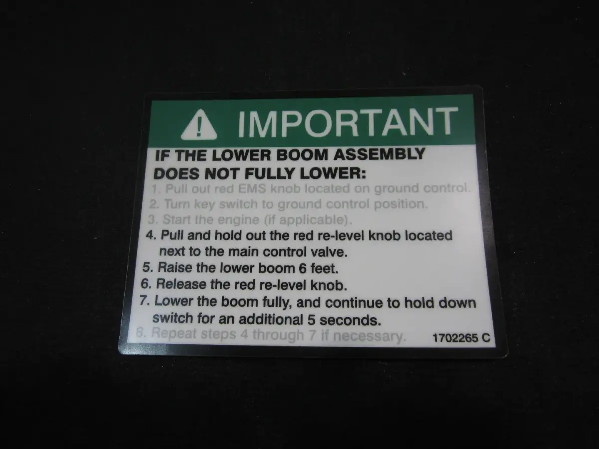 JLG Part # 1702265 | DECAL,IMPORTANT-MANUAL DESCENT, EA