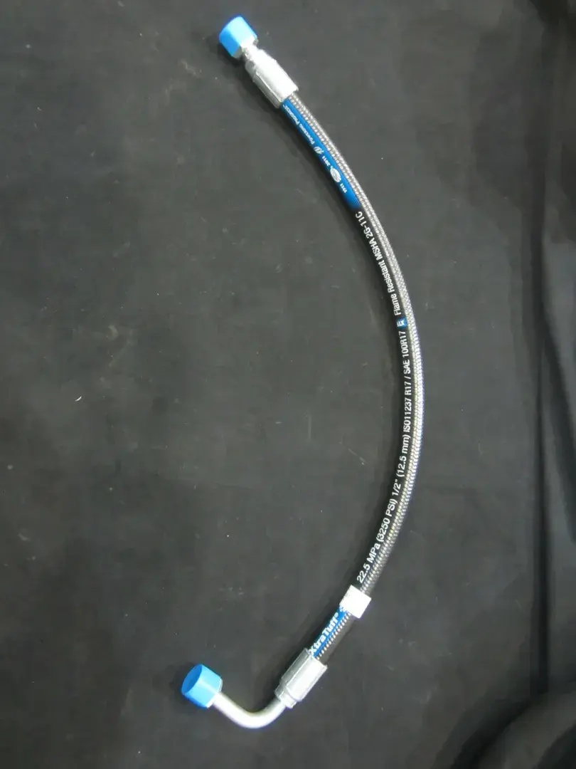 JLG Part # 2716771 | HOSE ND .50 X 27.5 8X8 90L STD, EA