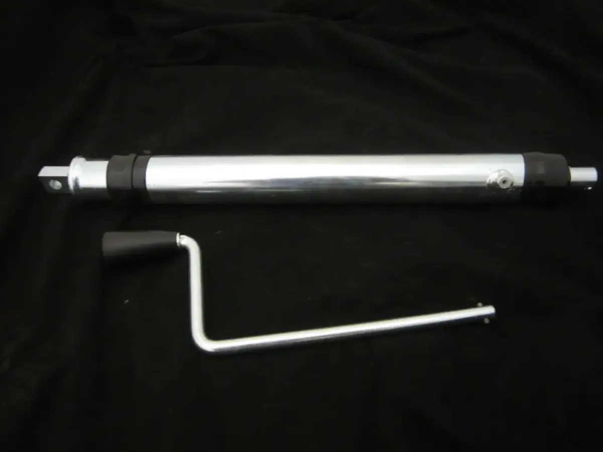 JLG Part # 2840016 | JACK, (SCREW ACME), EA