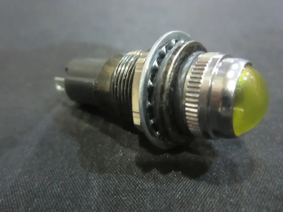 JLG Part # 2920028 | INDICATOR, YELLOW LAMP, EA