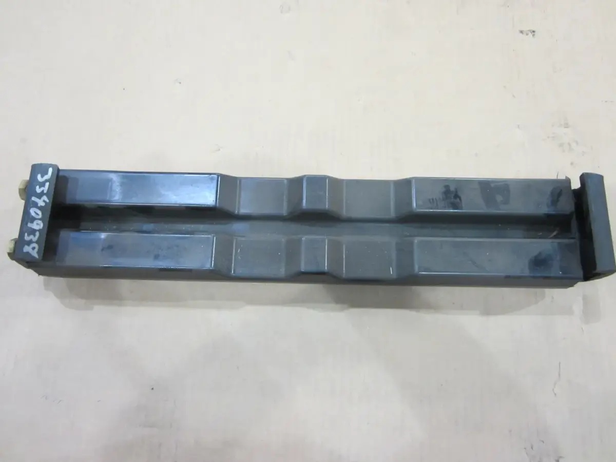 JLG Part # 3340938 | PAD,TRACK(GADALL), EA