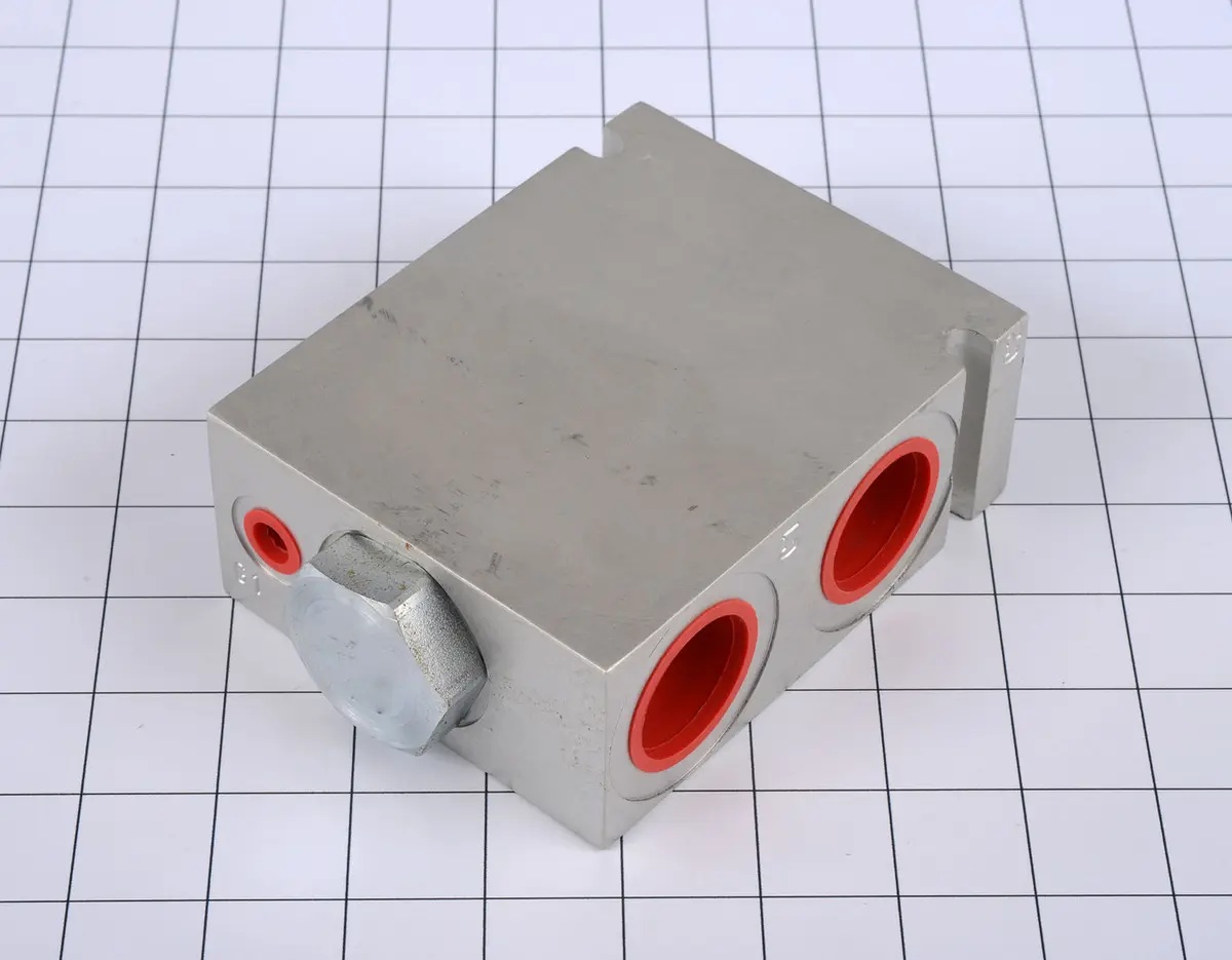 JLG Part # 4640937 | VALVE, (FLOW DIV/COMB), EA