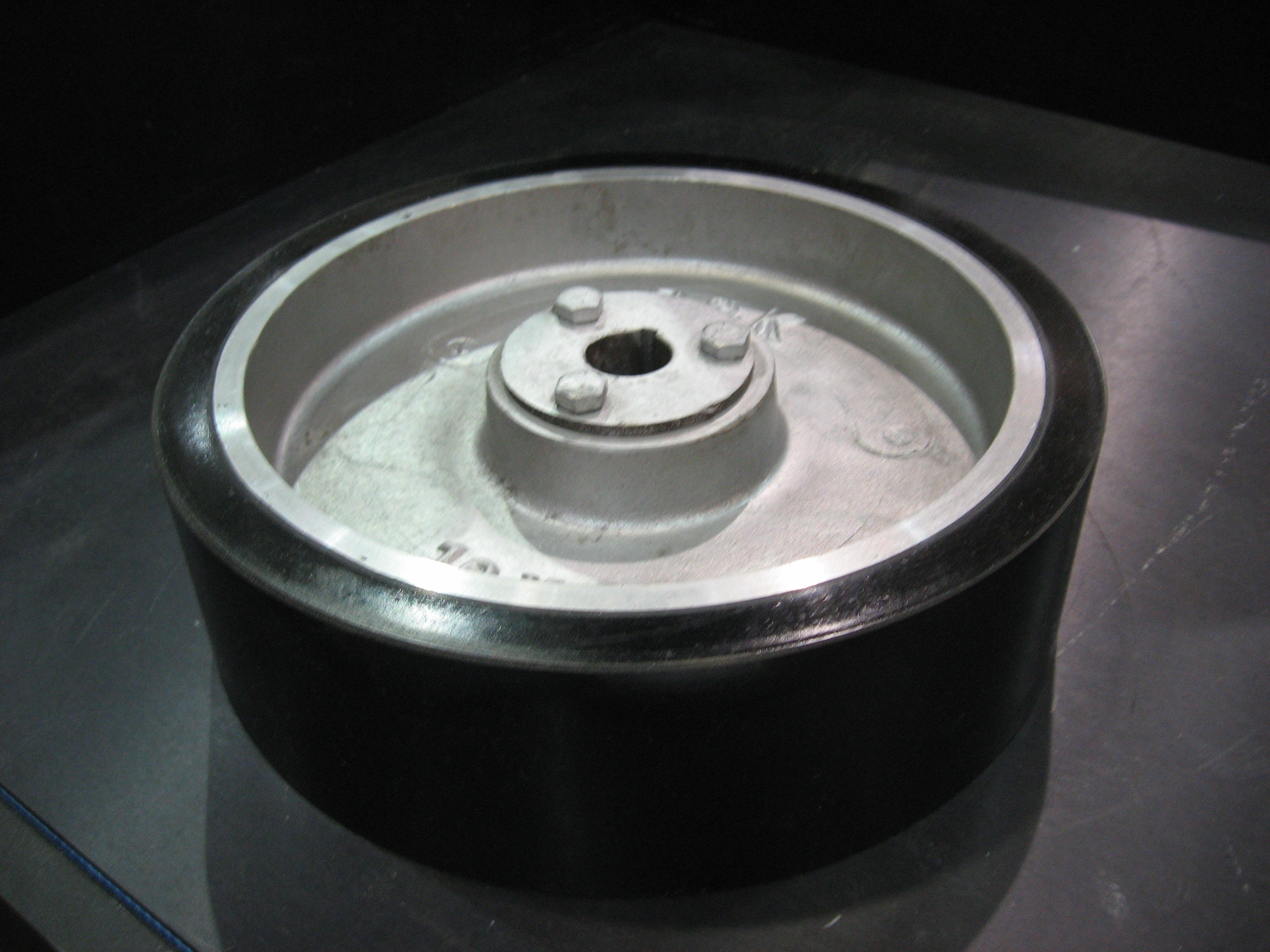 JLG Part # 4860232 - WHEEL,10" 85 DRU. BLACK, EA