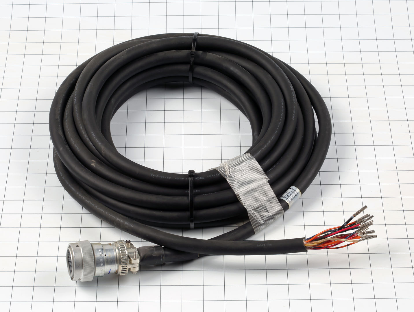 JLG Part # 4922494 - CABLE, CONTROL 1060896 35.5', EA JLG Part # 4922494 - CABLE, CONTROL 1060896 35.5', EA
