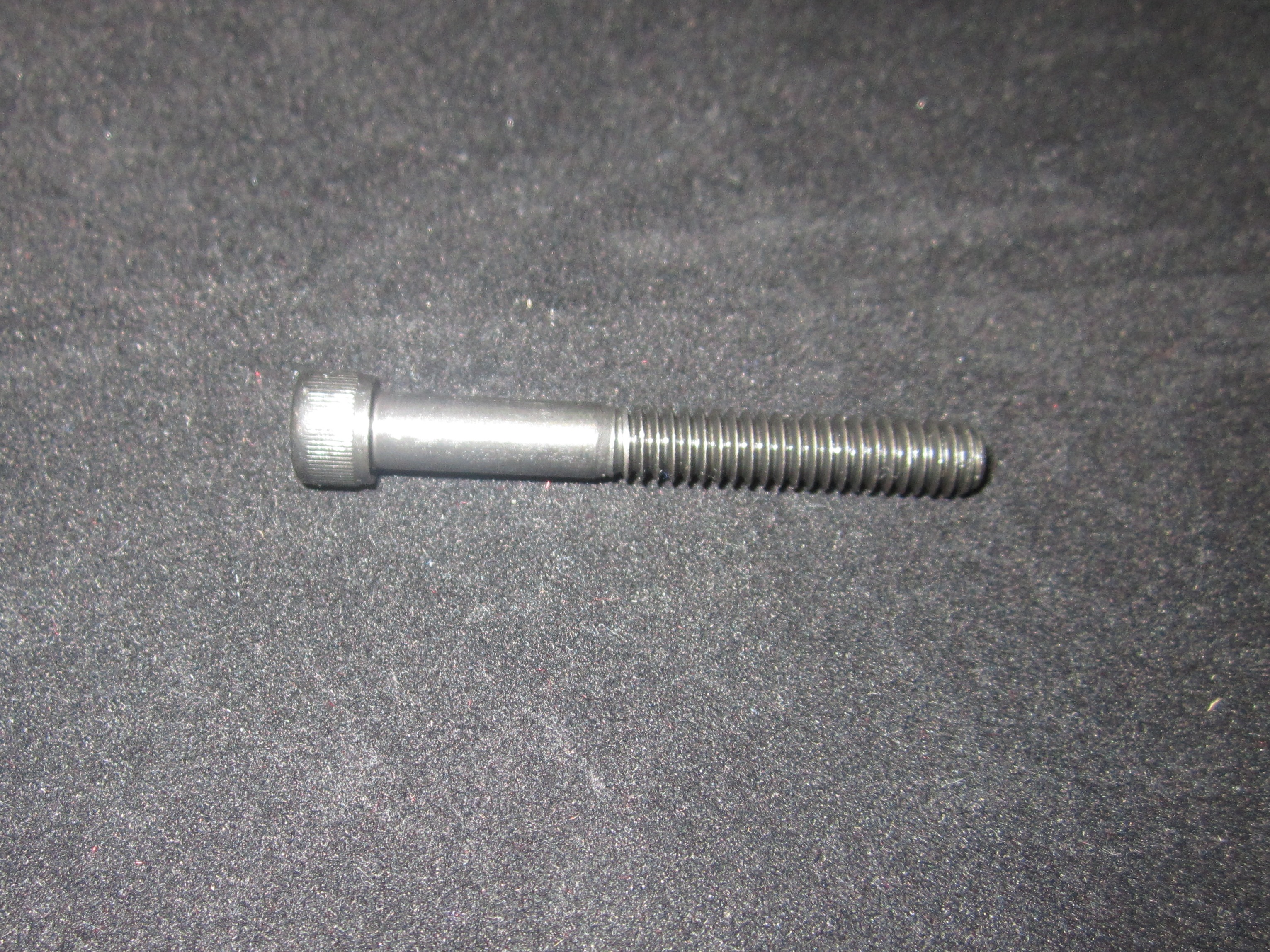 JLG Part # 7017110 | BOLT, VALVE ATTACH, EA