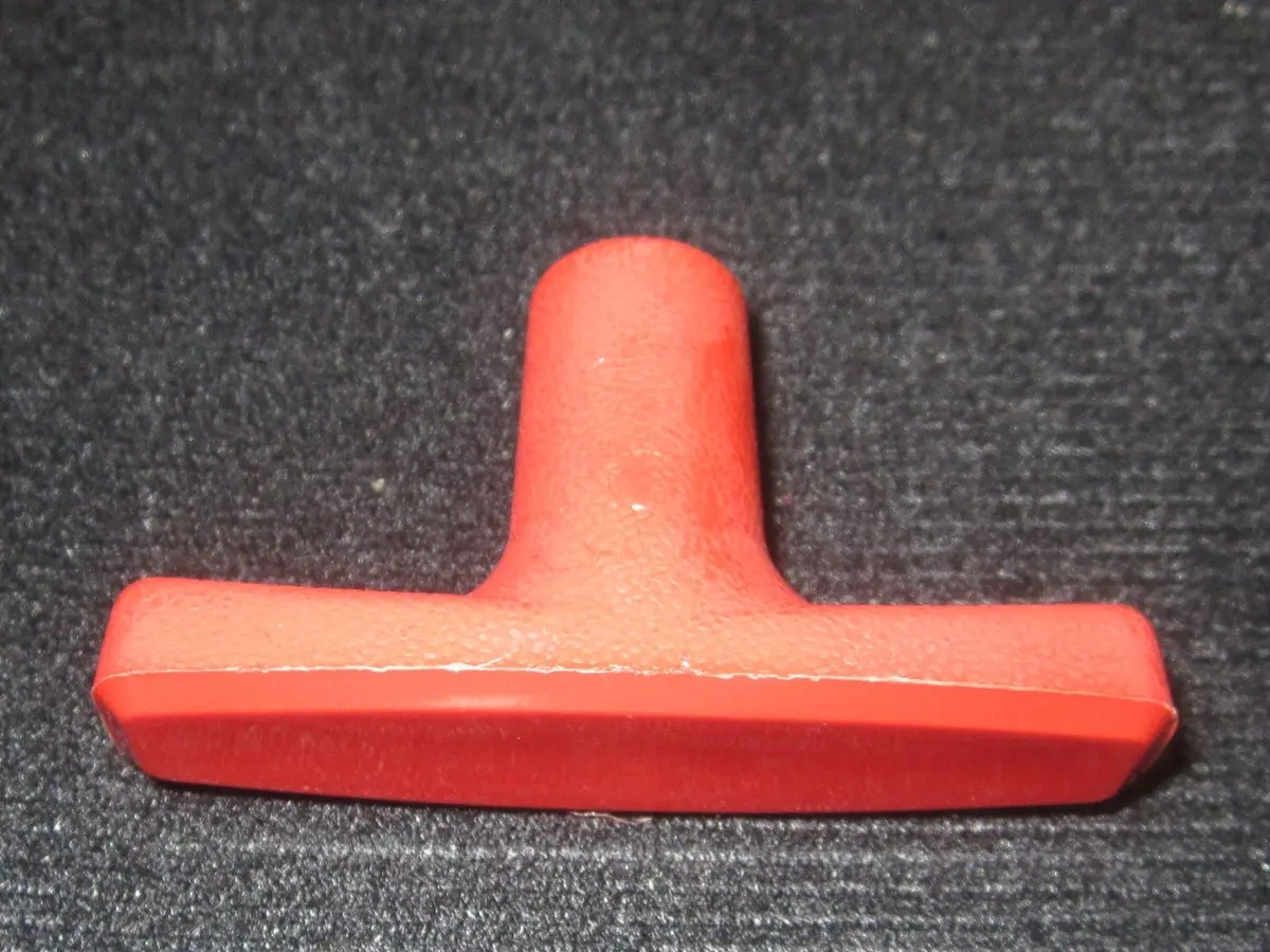JLG Part # 7020218 | T-HANDLE (RED) 1/4-20UNC, EA
