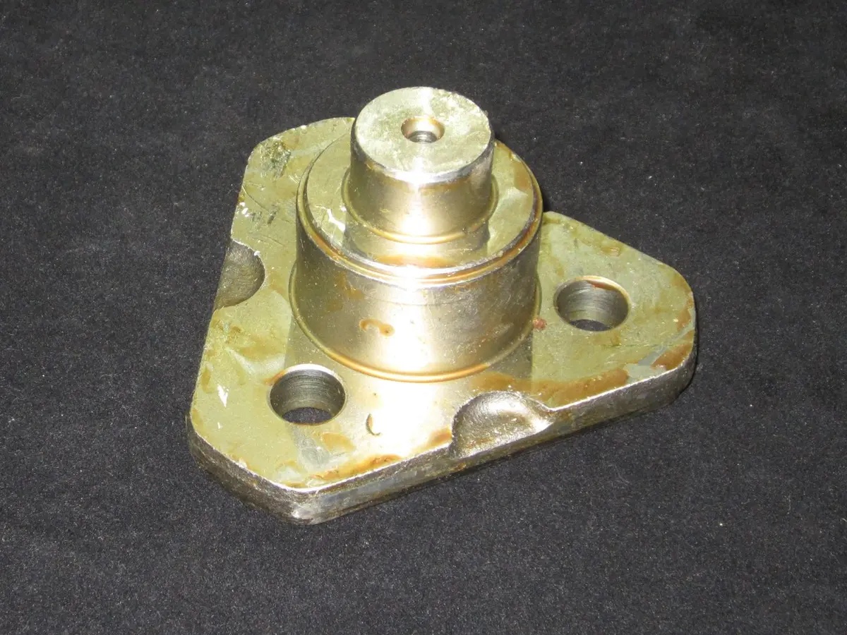 JLG Part # 7028385 | KING PIN, EA