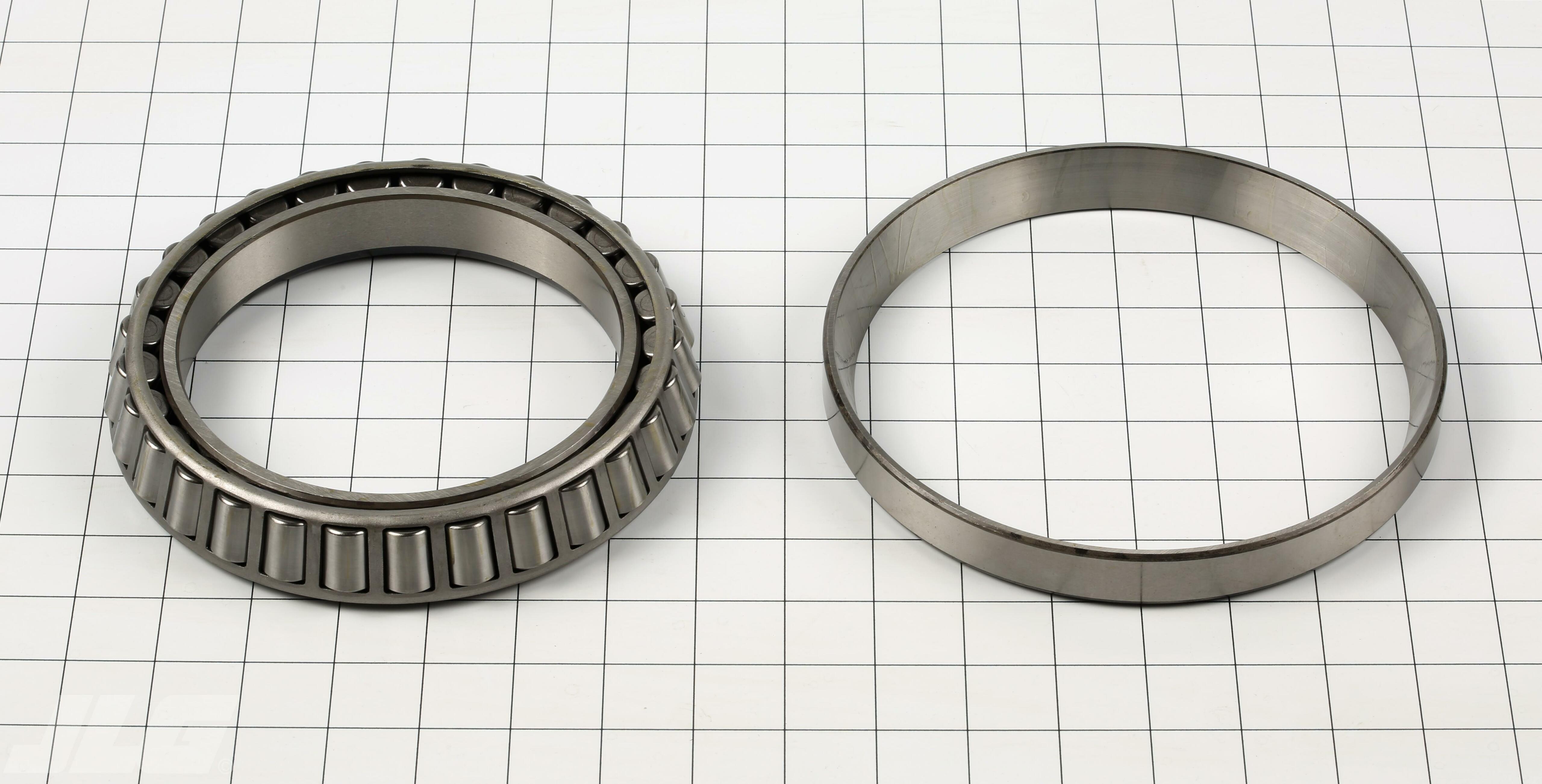 JLG Part # 80204076 - BEARING, TAPER ROLLER, EA