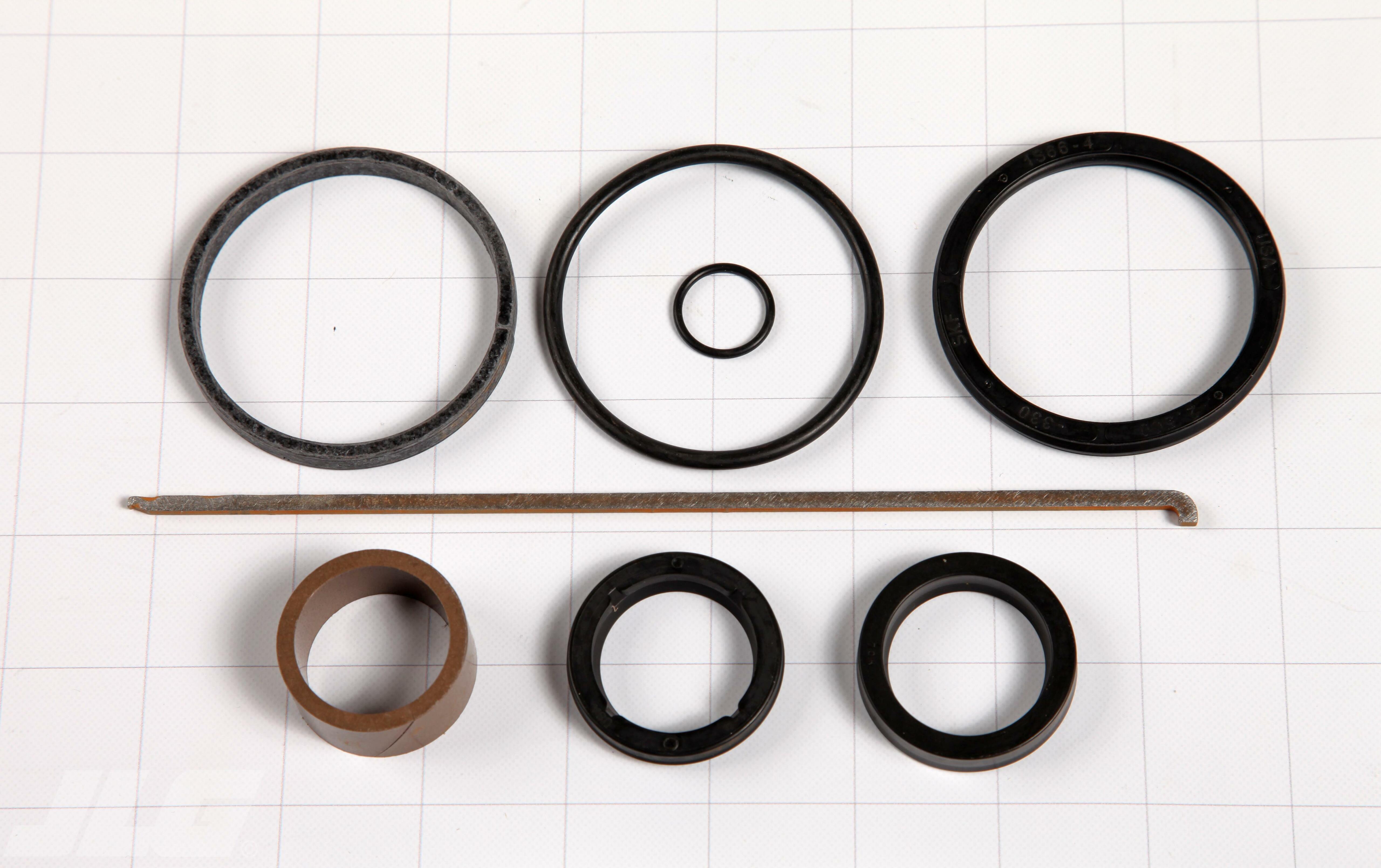 JLG Part # 8033801 - KIT SEAL STEER CYLINDER, EA