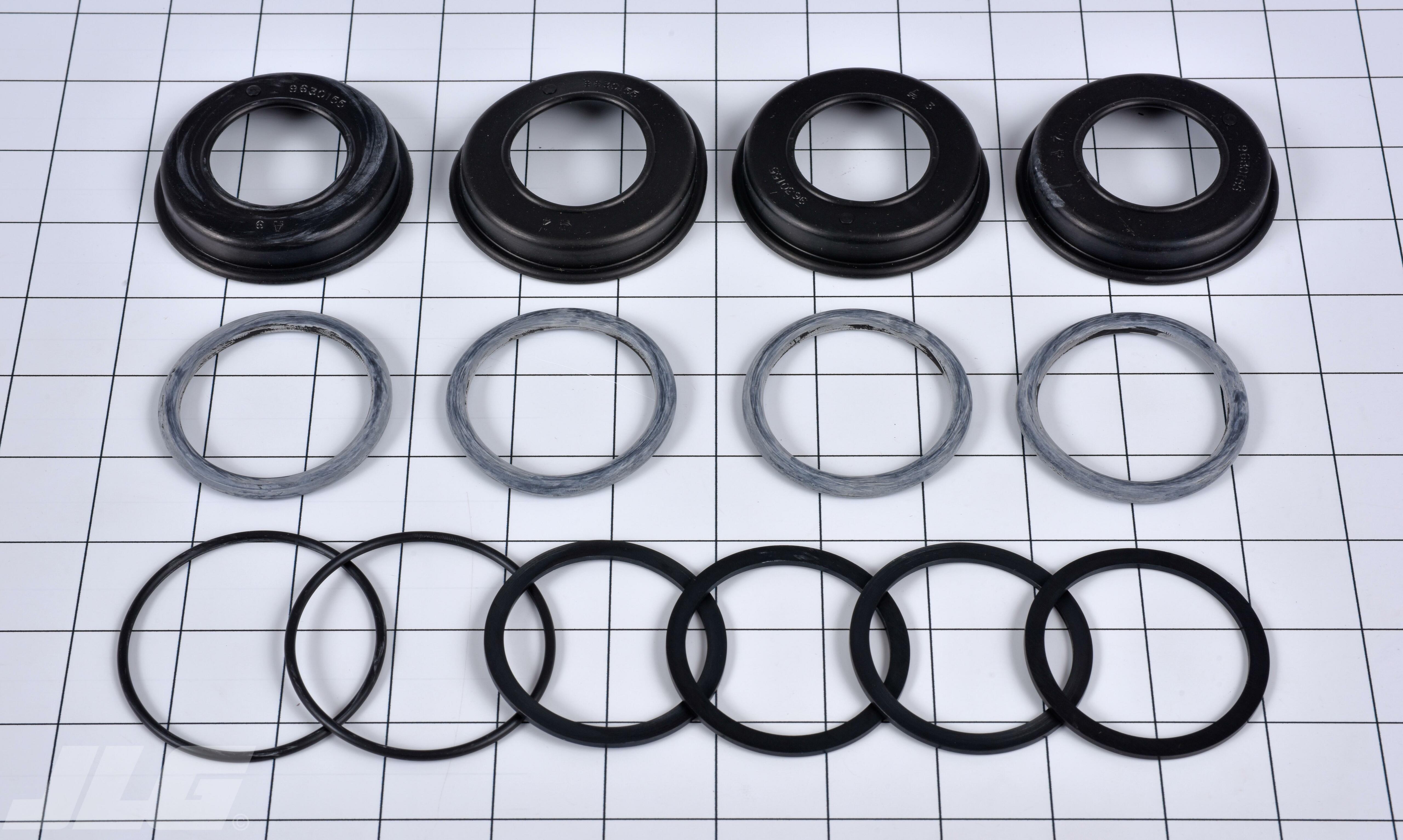 JLG Part # 8102612 - KIT SEAL & DUST COVER (SOMA), EA