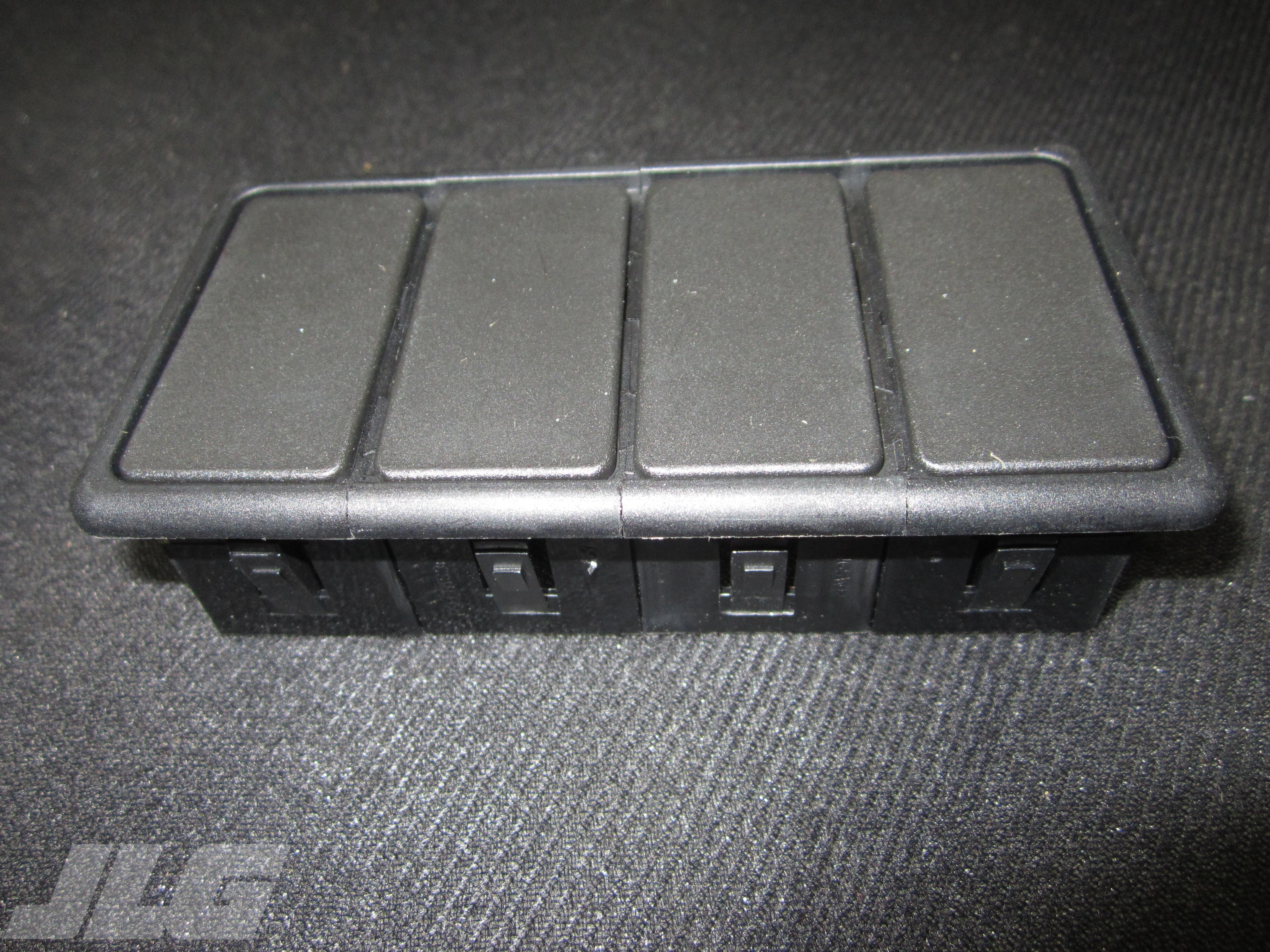 JLG Part # 8223046 - SWITCH, HOUSING CARLINGSWITCH, EA