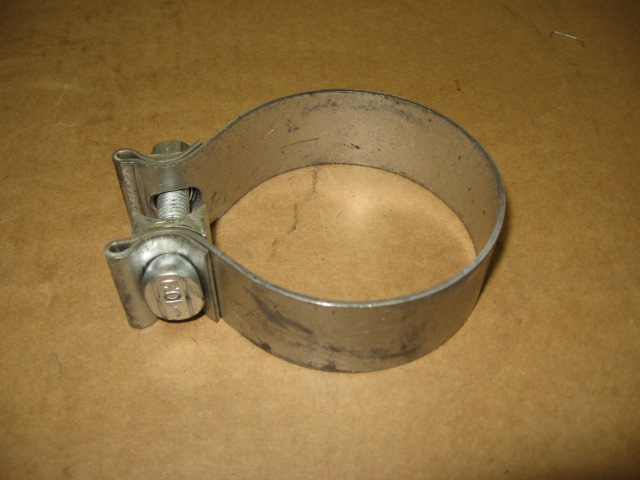 JLG Part # 1001107559 | CLAMP, 3.25"ID MUFFLER, EA