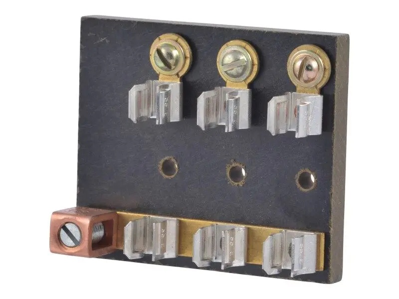JLG Part # 10724349 | BLOCK, FUSE, TRIPLE -, EA