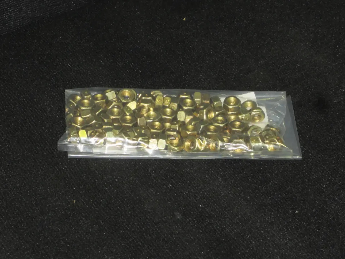 JLG Part # 3311405-100 | NUT HEX,.250-20 LOCKQTY=100, PK