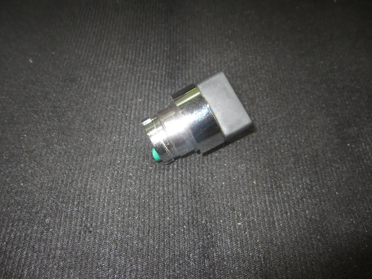 JLG Part # 70010684 | SWITCH, 3 POS SELECTOR, EA