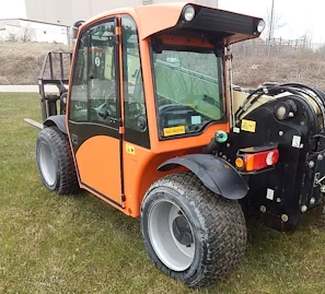 JLG Part # 7025941 | TIRE, 18-625 GRASSMASTER, EA