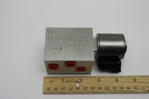 Genie Lift Part # 1256670GT - MANIFOLD, JIB SELECT W/QD PLUG, EA