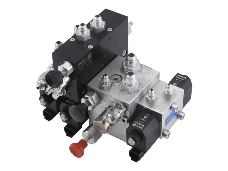 JLG Part # 1001204174 | MANIFOLD,BLOCK, EA