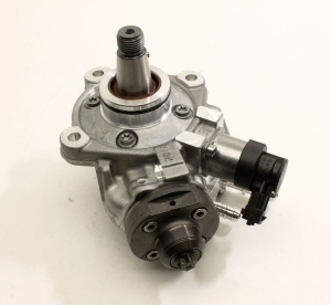 Genie Lift Part # 1279653GT - PUMP,FUEL,HI PRESS,DEUTZ TD2.9, EA