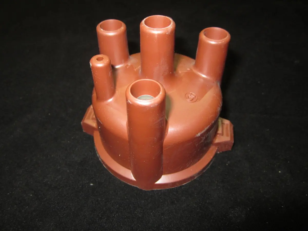 JLG Part # 1258168670KU | KU-DISTRIBUTOR CAP, EA