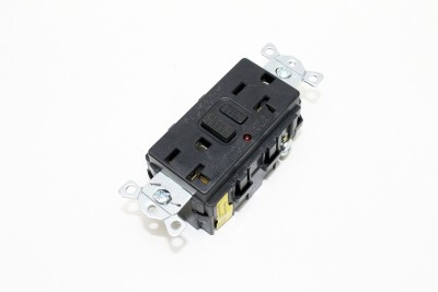 Genie Lift Part # 684640GT - RECEPTACLE 20A 120V DUPLEX GFI