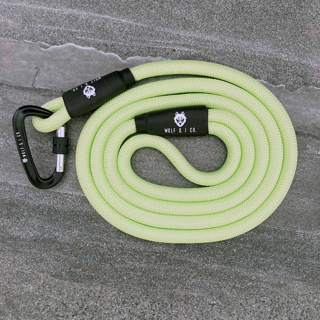 Wolf & I Co. Glo Worm glow in the dark 6ft rope dog leash is made of ultra-strong nylon rope. Nylon is lightweight, weatherproof, and will not mildew or fray (unlike cotton rope leashes). Wolf & I Co. Glo Worm glow in the dark 6ft rope dog leash is made of ultra-strong nylon rope. Nylon is lightweight, weatherproof, and will not mildew or fray (unlike cotton rope leashes).