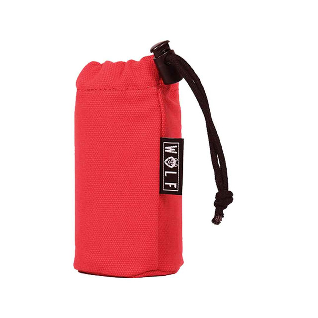 A multipurpose dog poop bag holder that easily attaches to any dog leash. Use it to store poop bags, car keys and dog treats while you're out dog walking. 
