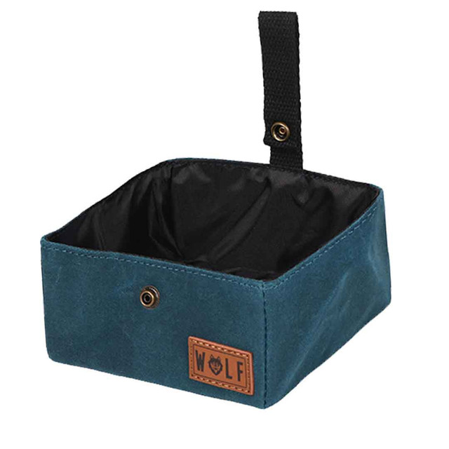 Wolf & I Co.’s Canvas Dog Travel Water Bowl is the most practical dog bowl you’ll ever own. The lightweight, waterproof and durable waxed canvas design makes this the perfect go anywhere dog water bowl. 