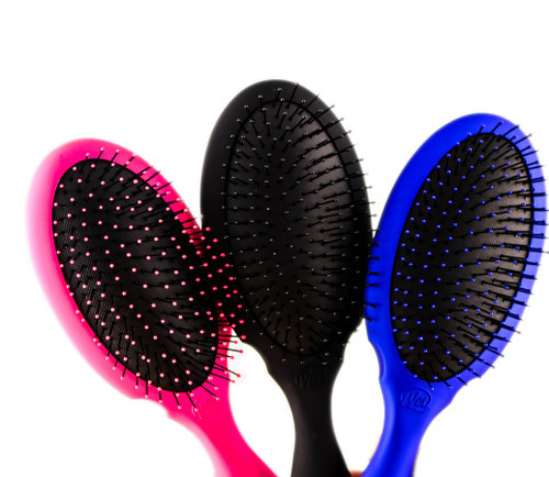 The Wet Brush Pro Detangler Plus