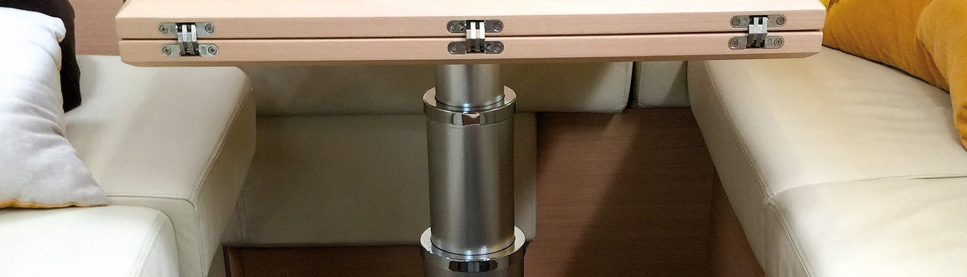 removable post table pedestal