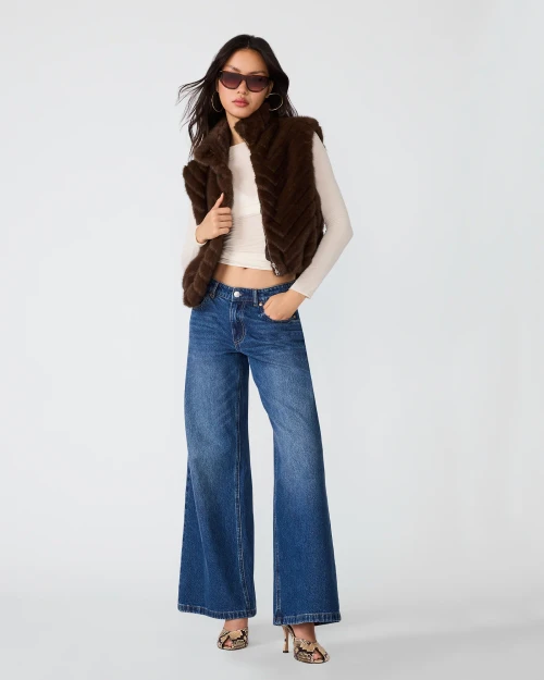 Steve Madden Luxie Faux Fur Vest – Dark Espresso