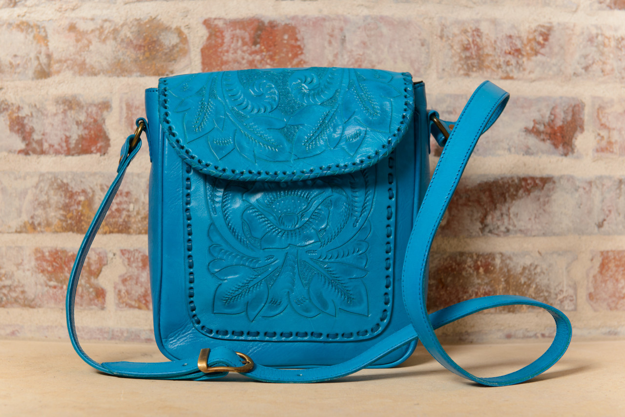 Lapis O Lupo Women's Canvas Turquoise Sling Bag at Rs 749 | Women's Sling  Bags in New Delhi | ID: 20910784855