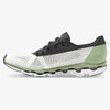 37.99639 On Cloud Cloudboom Swiss Engineering Women's White/Black Size 11