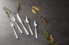 ONEIDA CAMLYNN SET OF 4 TEASPOONS - SILVER
