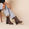 AMAZON ESSENTIALS WOMEN'S MID CALF HEELED CHELSEA BOOTS LUG SOLE - SIZE 6, SAND New