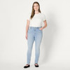 AMAZON ESSENTIALS WOMEN 2 SHORT - ICED BLUE LIGHT WASH - SIZE 2 SHORT