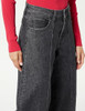 THE DROP WOMEN'S FRIDA RELAXED FIT JEANS - SIZE: WOMEN 31 - FADED CARBON