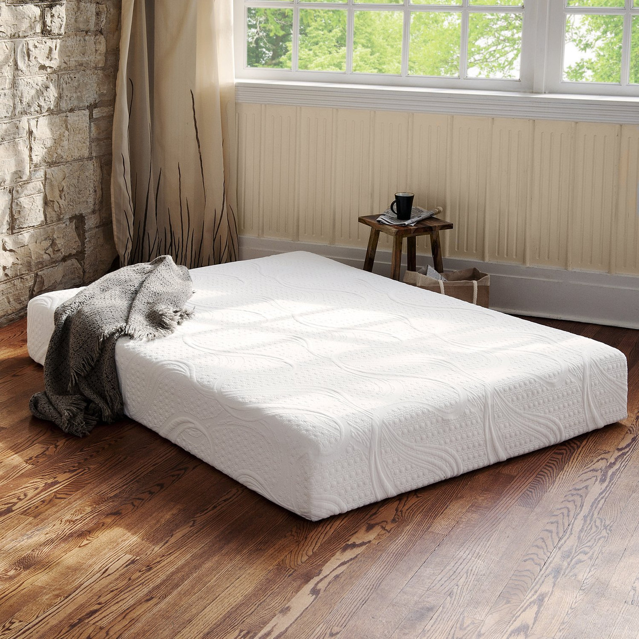 ZINUS NIGHT THERAPY MEMORY FOAM THERAPEUTIC COMFORT MATTRESS