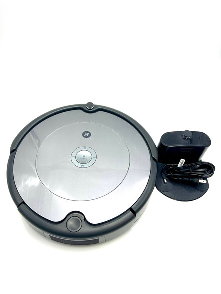 iRobot R676020 Roomba 676 Wi-Fi Connected Robot Vacuum