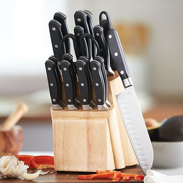 Amazon Basics 18-Piece High-Carbon Stainless Steel Pine Wood Block Set -Black